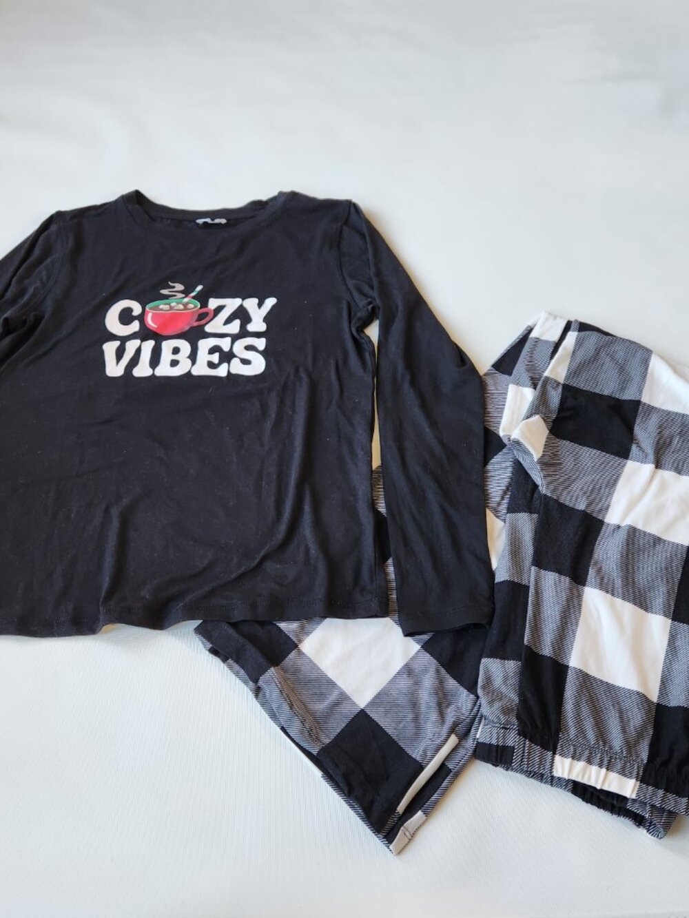 Women's Cozy Vibes Pajama Set Black Graphic Top Buffalo Plaid Lounge Pants Soft - Picture 2 of 11